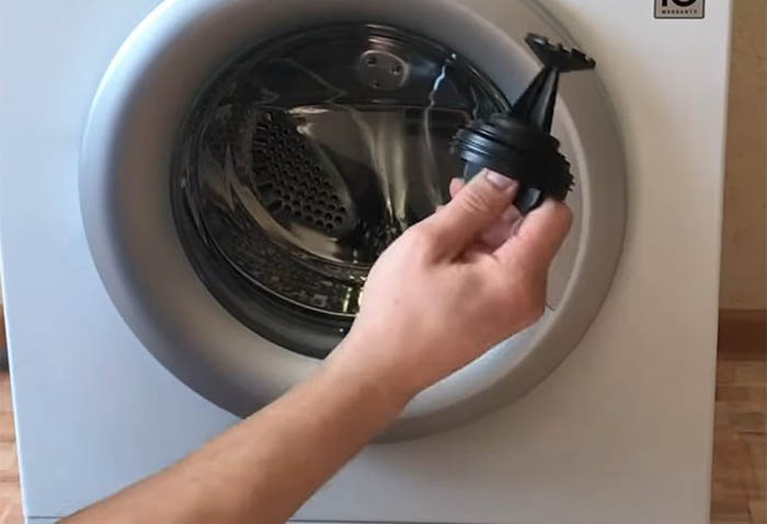 Стиральная машина hotpoint_ariston не сливает воду